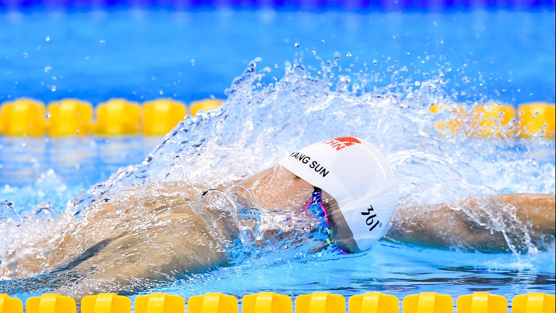 足球是圆的，但世界不是，西班牙逆转背后的地缘密码